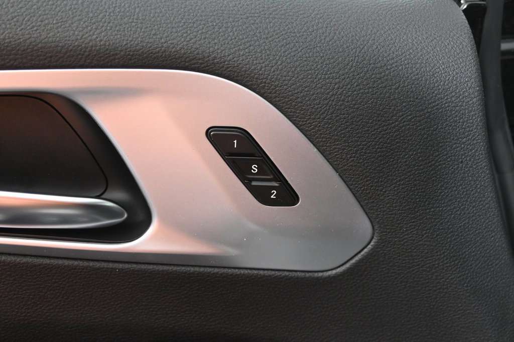 New 2026 Chrysler Pacifica Limited image 22