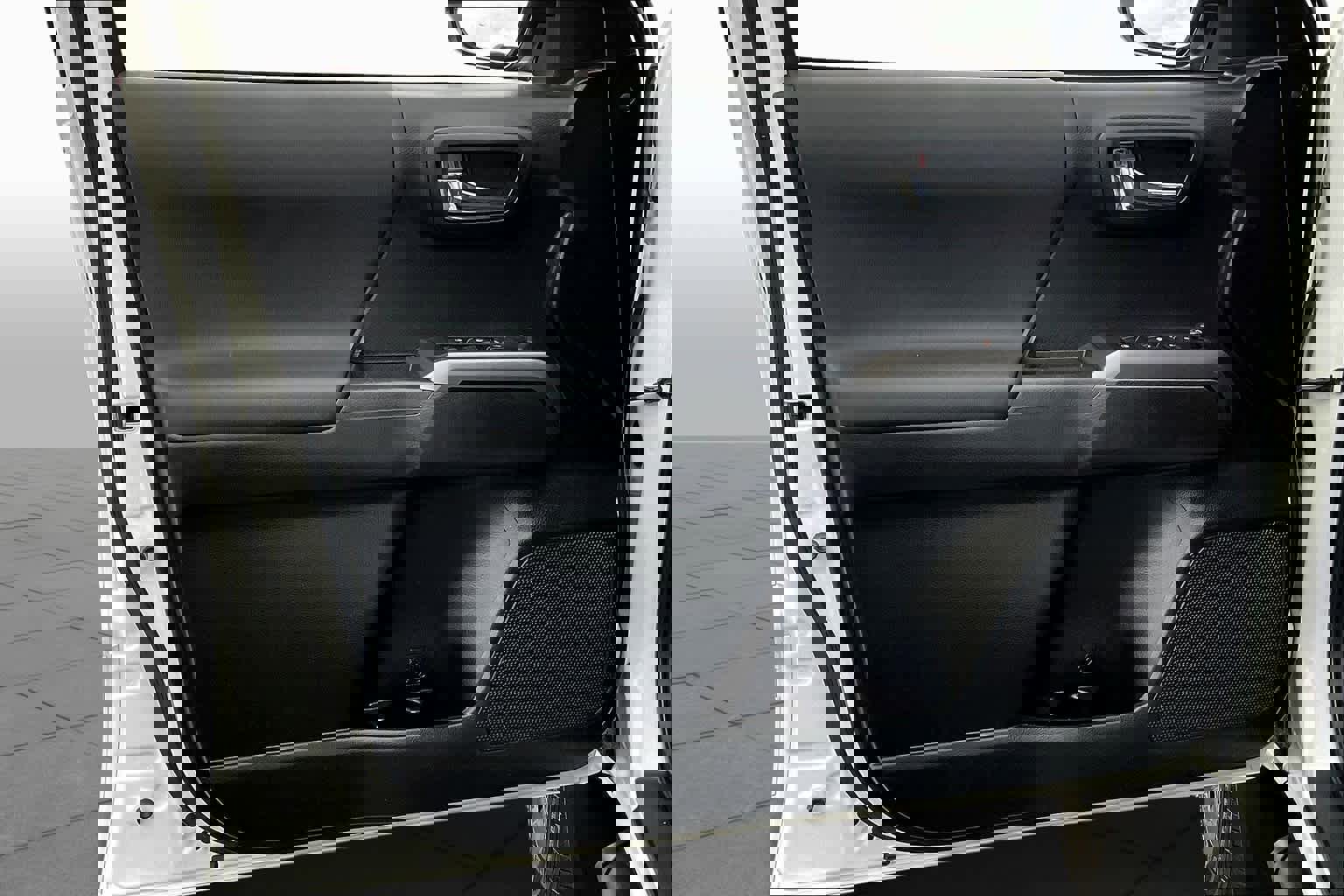 Used 2022 Toyota Tacoma TRD Sport image 19