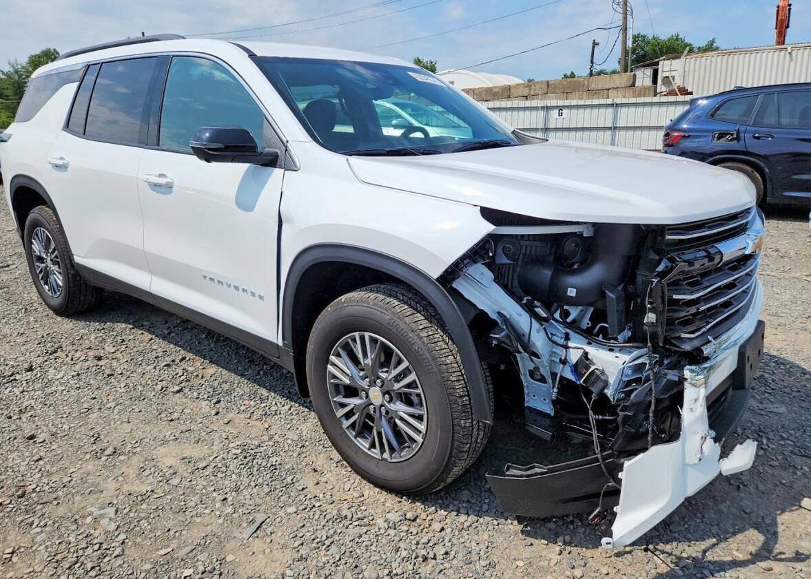 Used 2026 Chevrolet Traverse LT w/ Driver Confidence Package AWD/4WD image 61