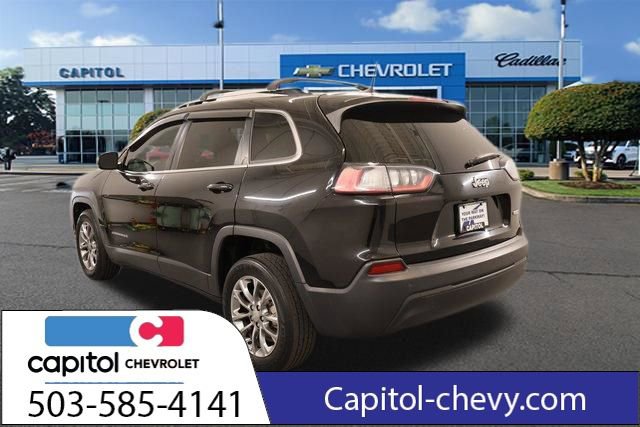 Used 2019 Jeep Cherokee Latitude Plus w/ Cold Weather Group FWD image 5