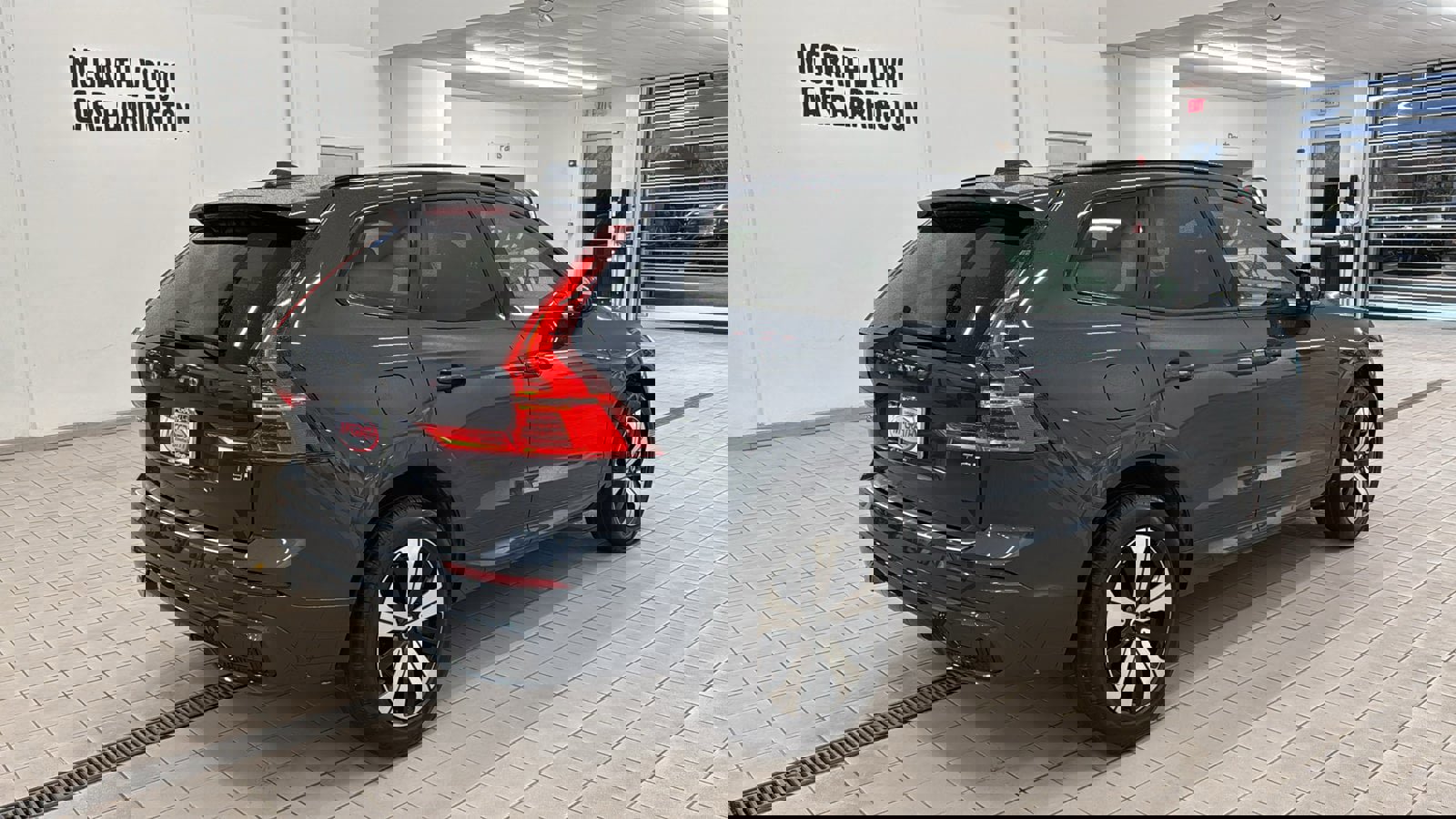 Used 2025 Volvo XC60 T8 Core w/ Protection Package Premier image 5