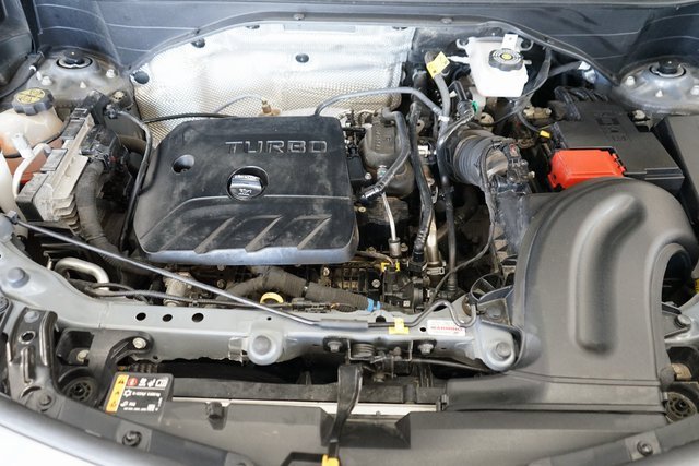 Used 2022 Buick Encore GX Essence image 45