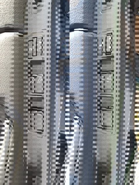 New 2026 Nissan Frontier SV image 17