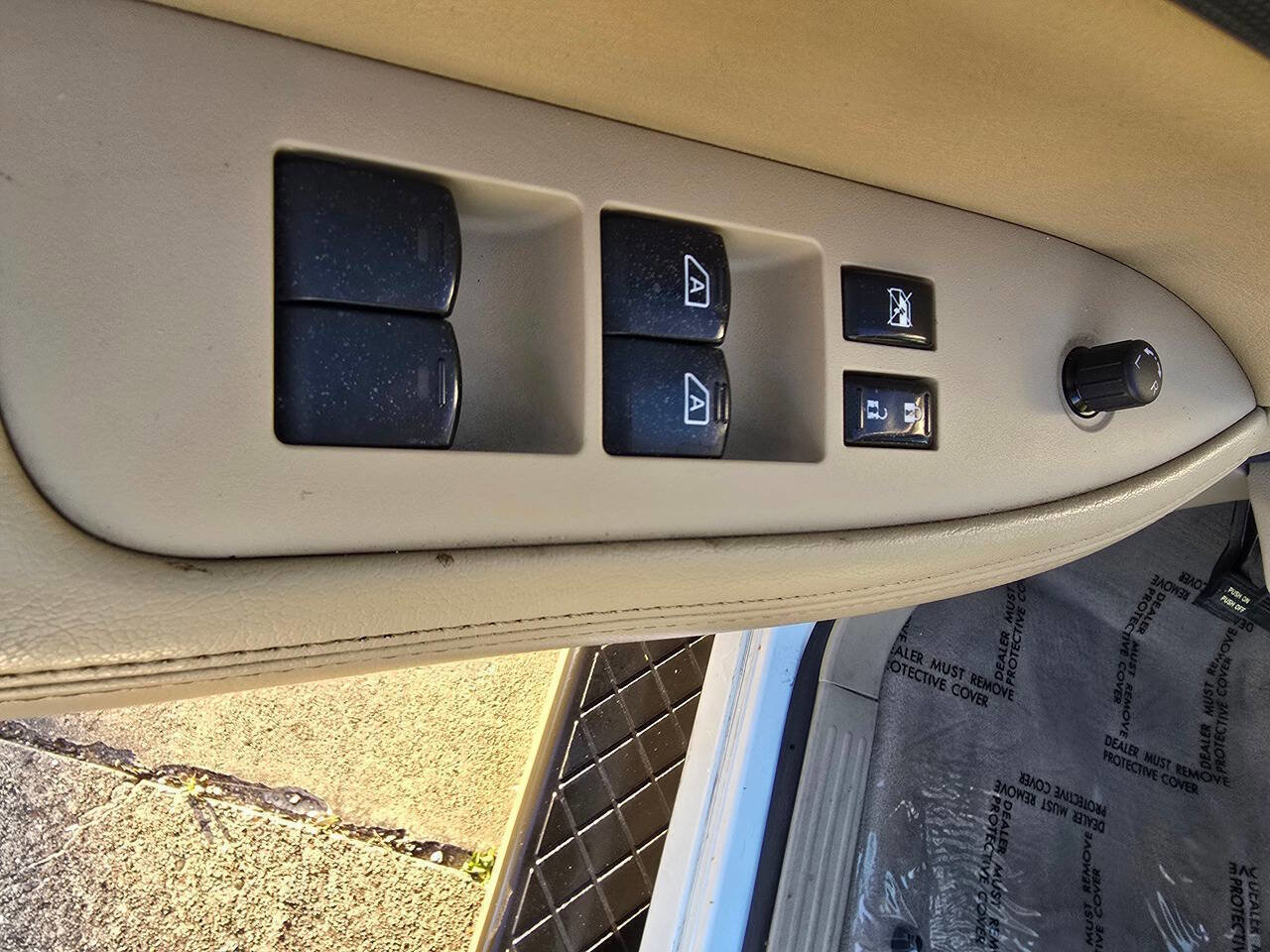 Used 2012 Nissan Armada SV image 18