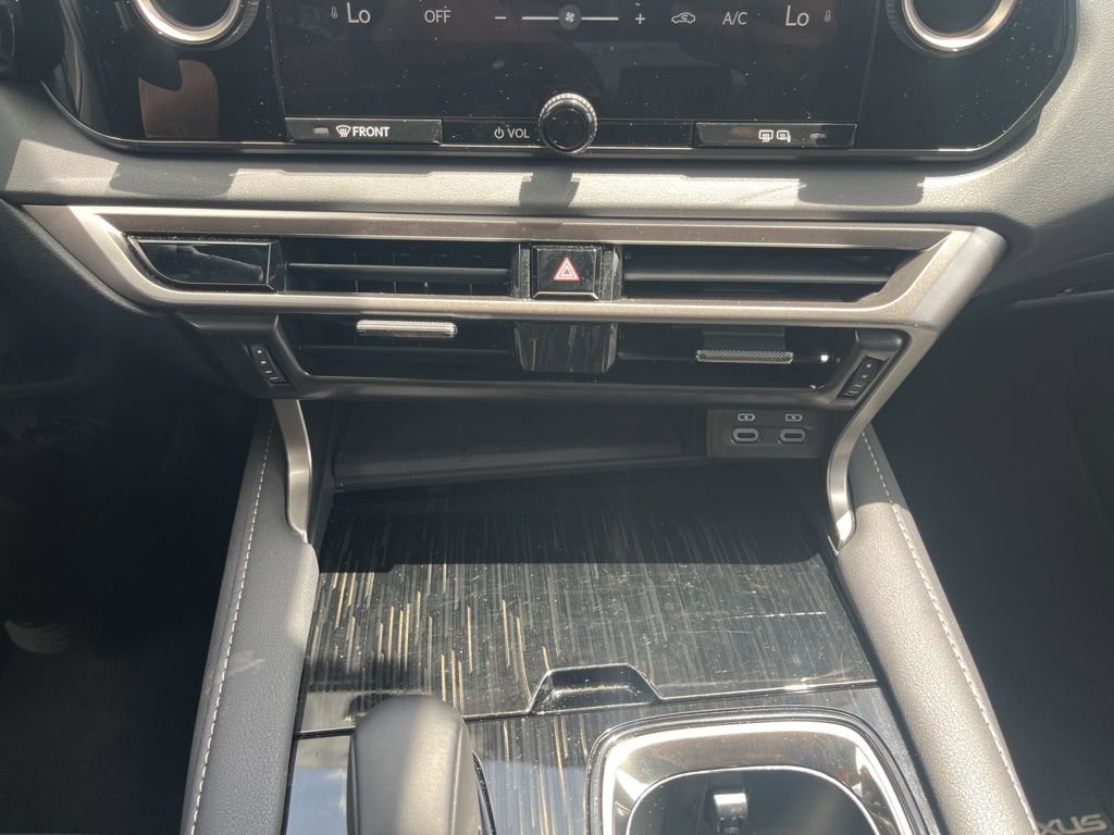 Used 2025 Lexus RX 350 FWD w/ Technology Package image 25
