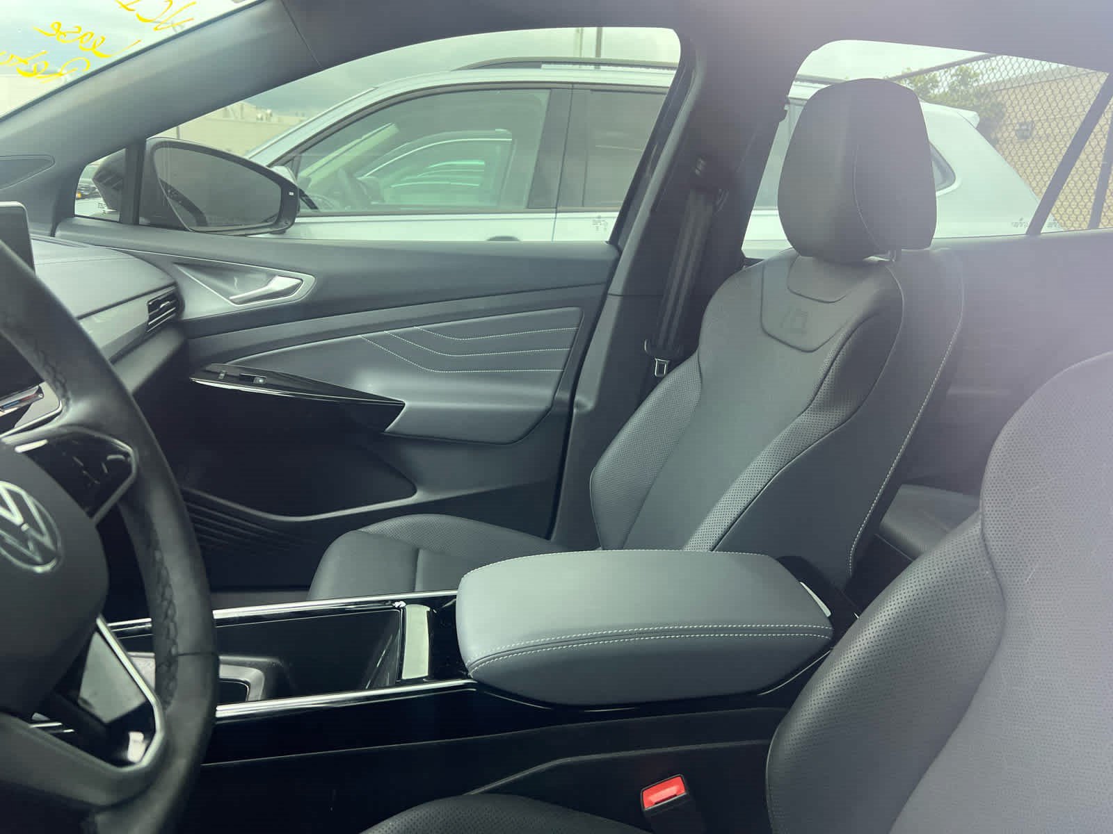 Used 2024 Volkswagen ID.4 Pro S AWD/4WD image 6
