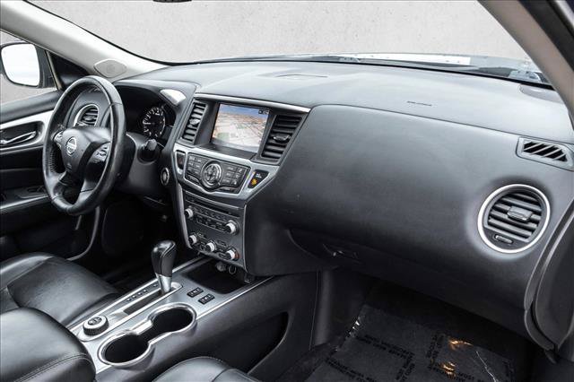 Used 2019 Nissan Pathfinder SL w/ SL Premium Package AWD/4WD image 26