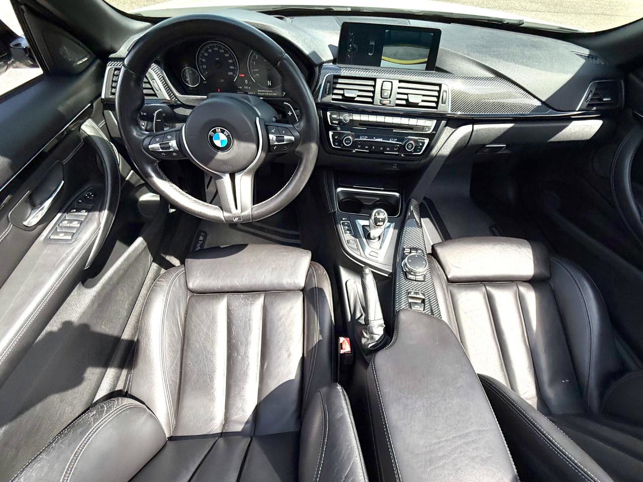 Used 2017 BMW M4 Convertible RWD image 9