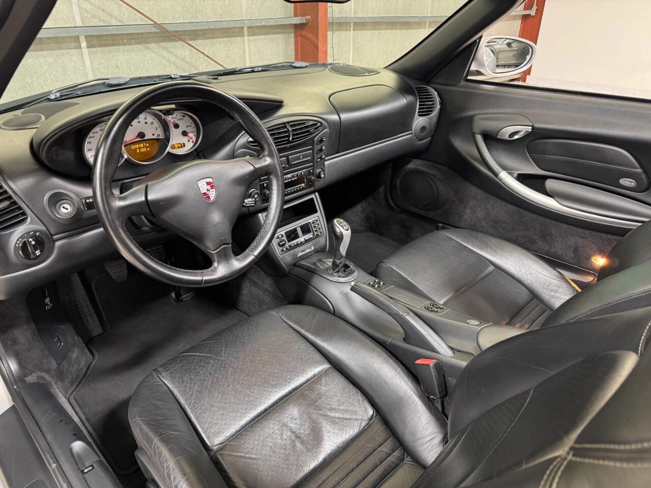 Used 2001 Porsche Boxster S image 16