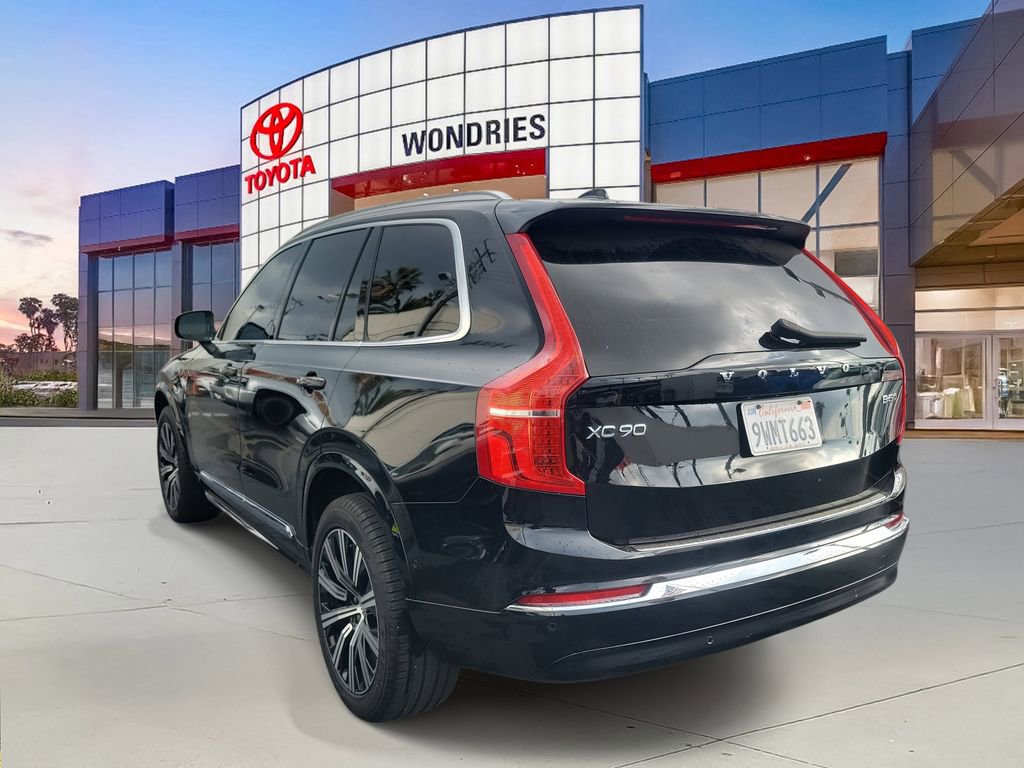 Used 2024 Volvo XC90 B5 Plus w/ Protection Package Premier image 3
