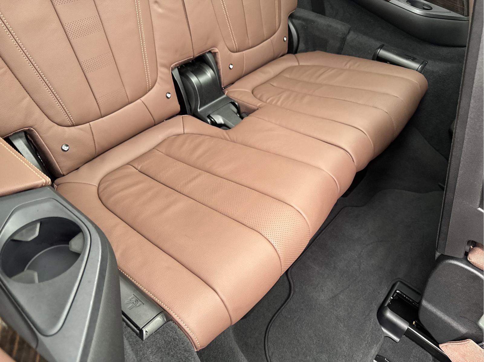 Used 2020 BMW X7 xDrive50i w/ Cold Weather Package image 56