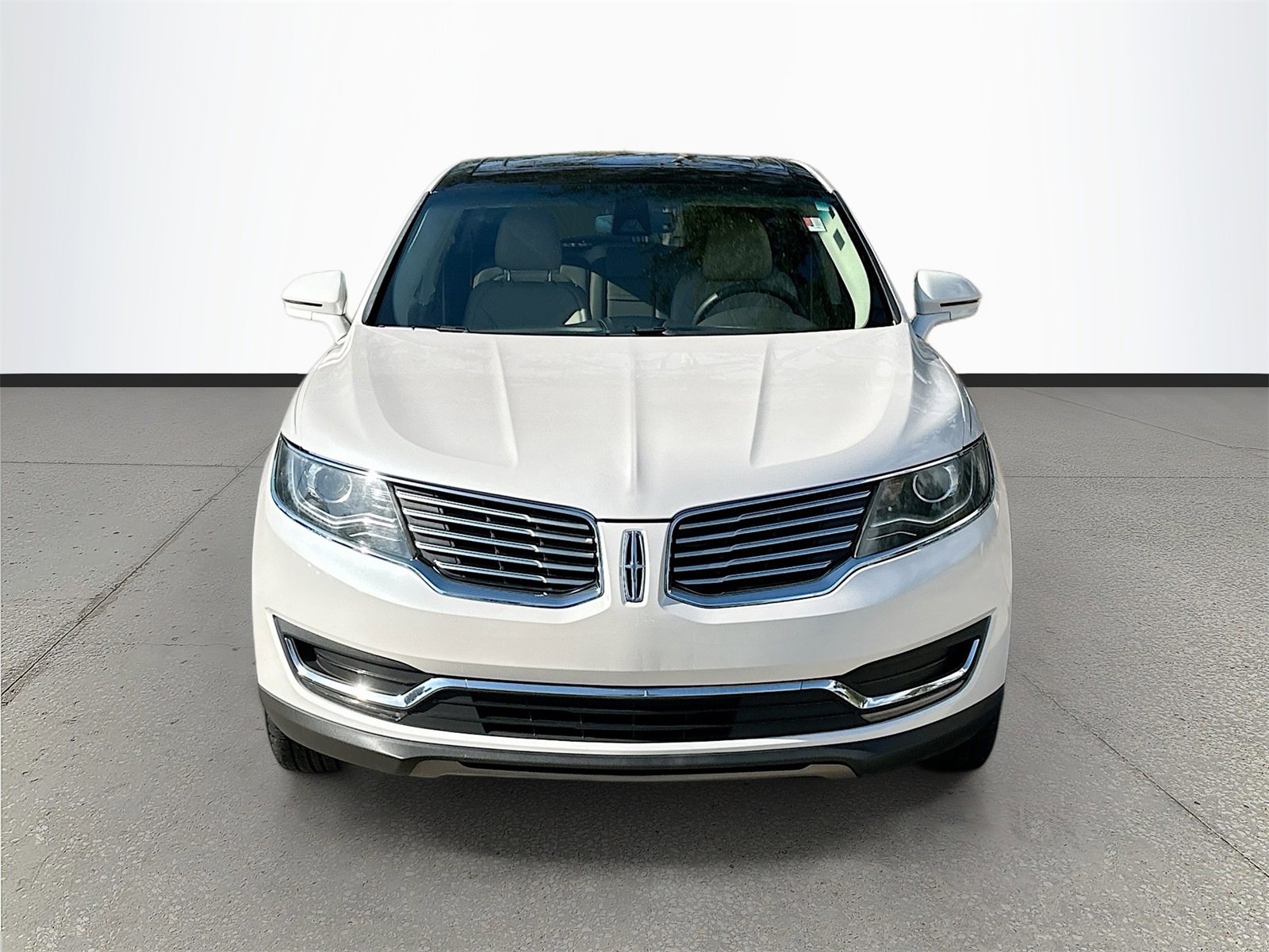 Used 2018 Lincoln MKX Reserve w/ Lincoln MKX Climate Package image 2