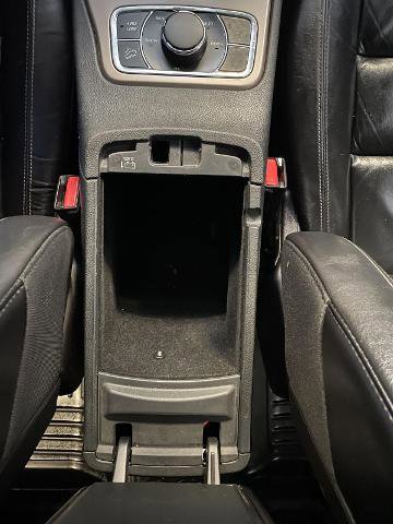 Used 2017 Jeep Grand Cherokee Limited image 38