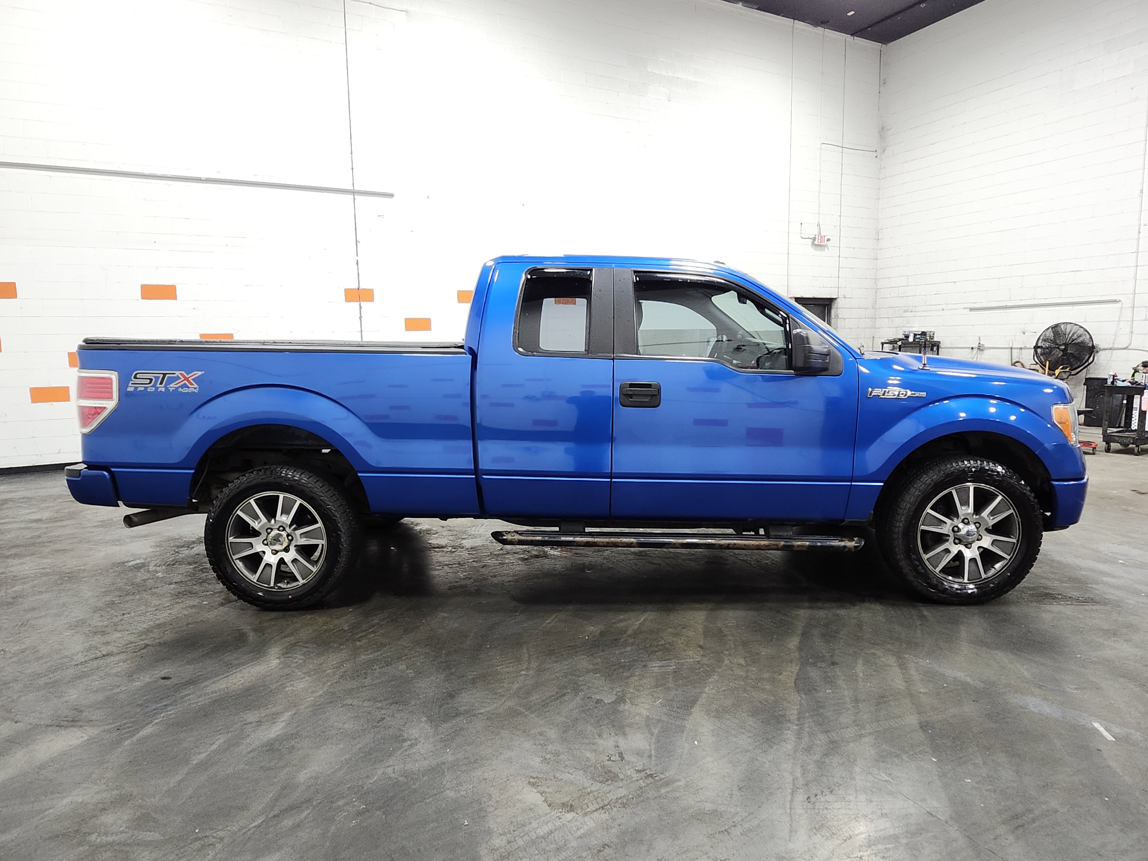 Used 2014 Ford F150 STX w/ Equipment Group 201A Mid AWD/4WD image 18