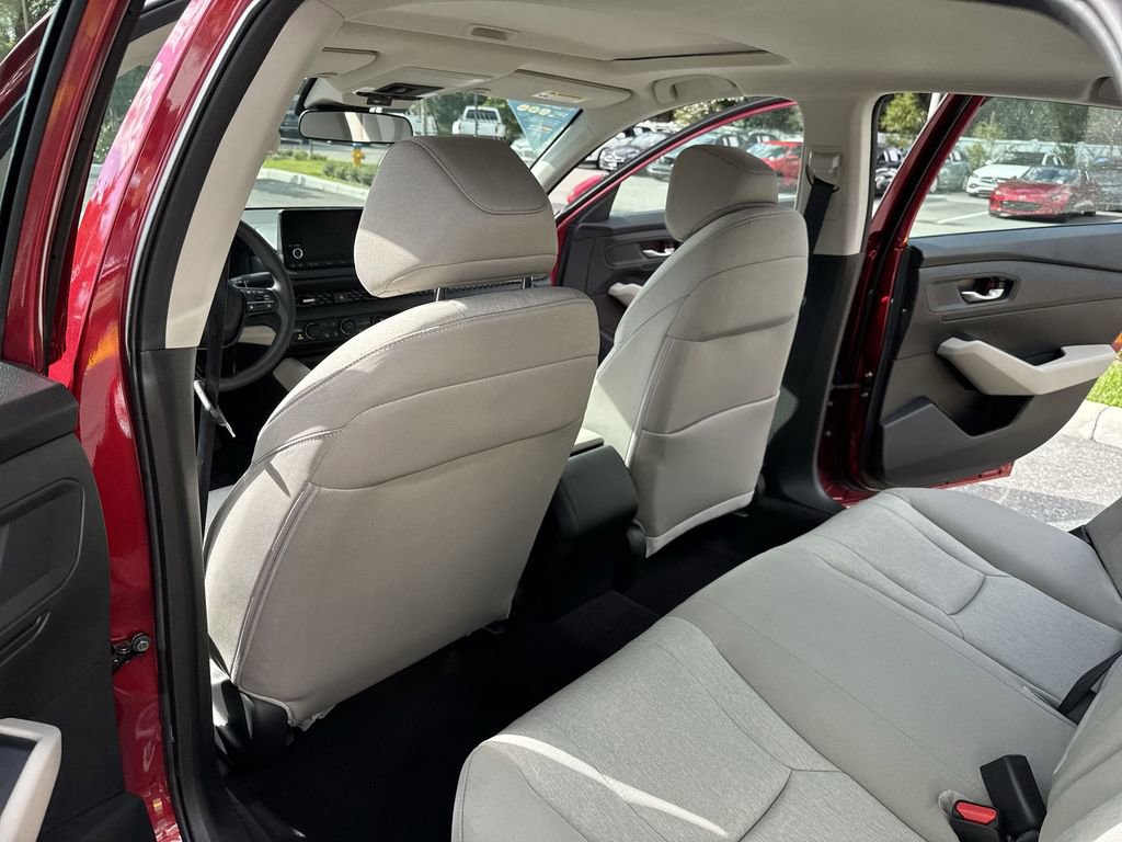 Used 2024 Honda Accord EX image 34
