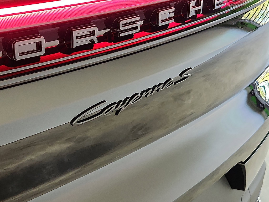 New 2027 Porsche Cayenne S AWD/4WD image 26