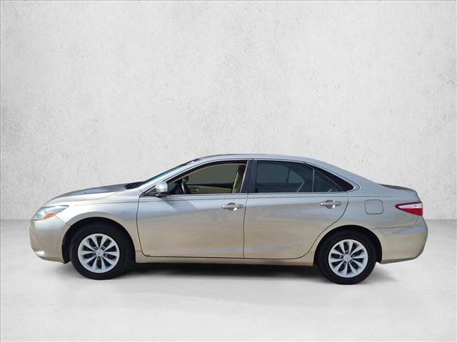 Used 2017 Toyota Camry LE FWD image 8
