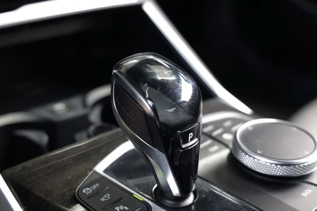 Used 2021 BMW 430i Coupe w/ Convenience Package RWD image 40