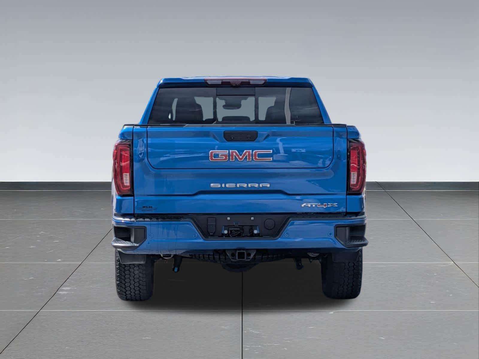 Used 2023 GMC Sierra 1500 AT4X AWD/4WD image 4