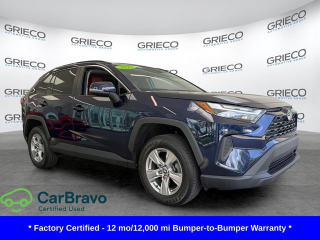 Used 2022 Toyota RAV4 XLE w/ Convenience Package FWD image 1