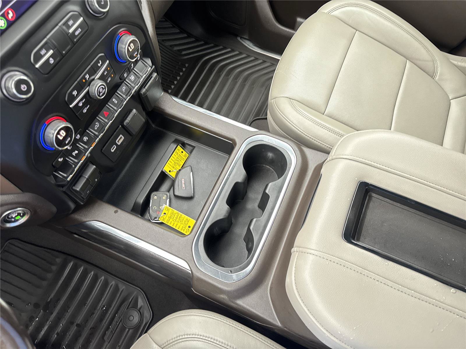 Used 2019 Chevrolet Silverado 1500 LTZ w/ LTZ Plus Package RWD image 30