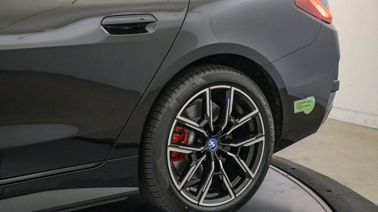 Certified 2023 BMW i4 eDrive40 w/ M Sport Package RWD image 11