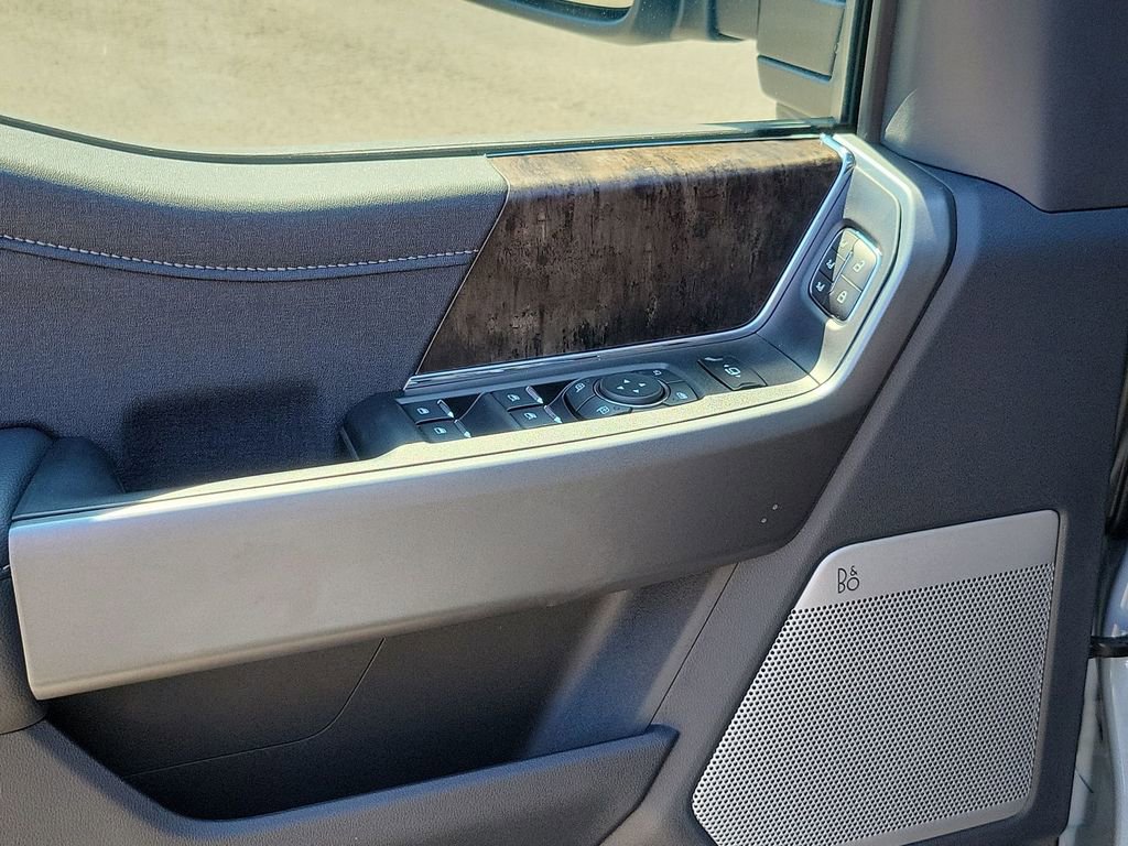 New 2026 Ford F350 Lariat w/ Black Appearance Package image 15