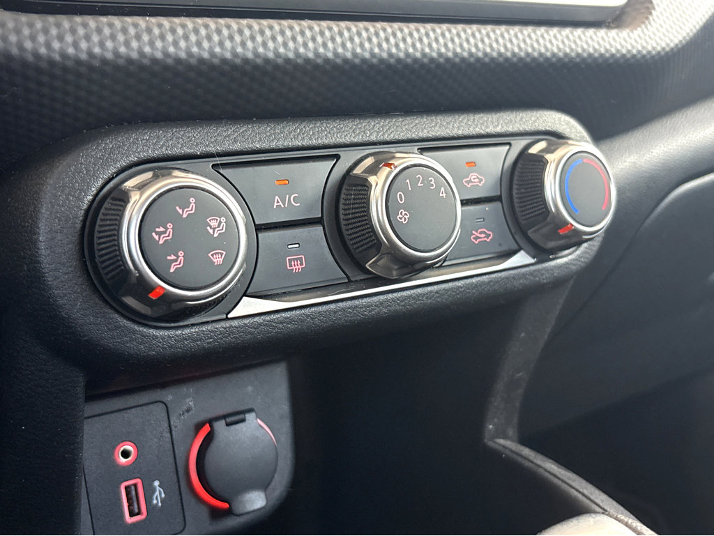 Used 2023 Nissan Kicks S FWD image 8