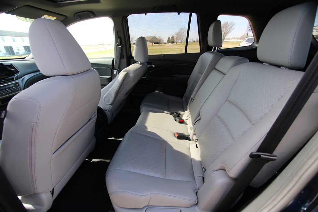 Used 2021 Honda Passport EX-L image 7