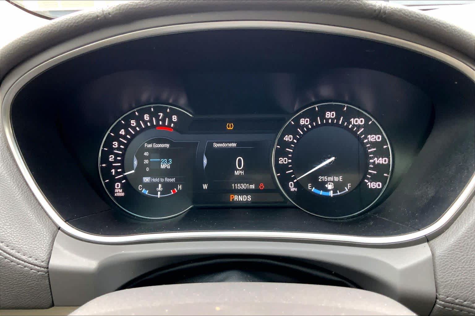 Used 2017 Lincoln MKX Reserve w/ Lincoln MKX Climate Package FWD image 24
