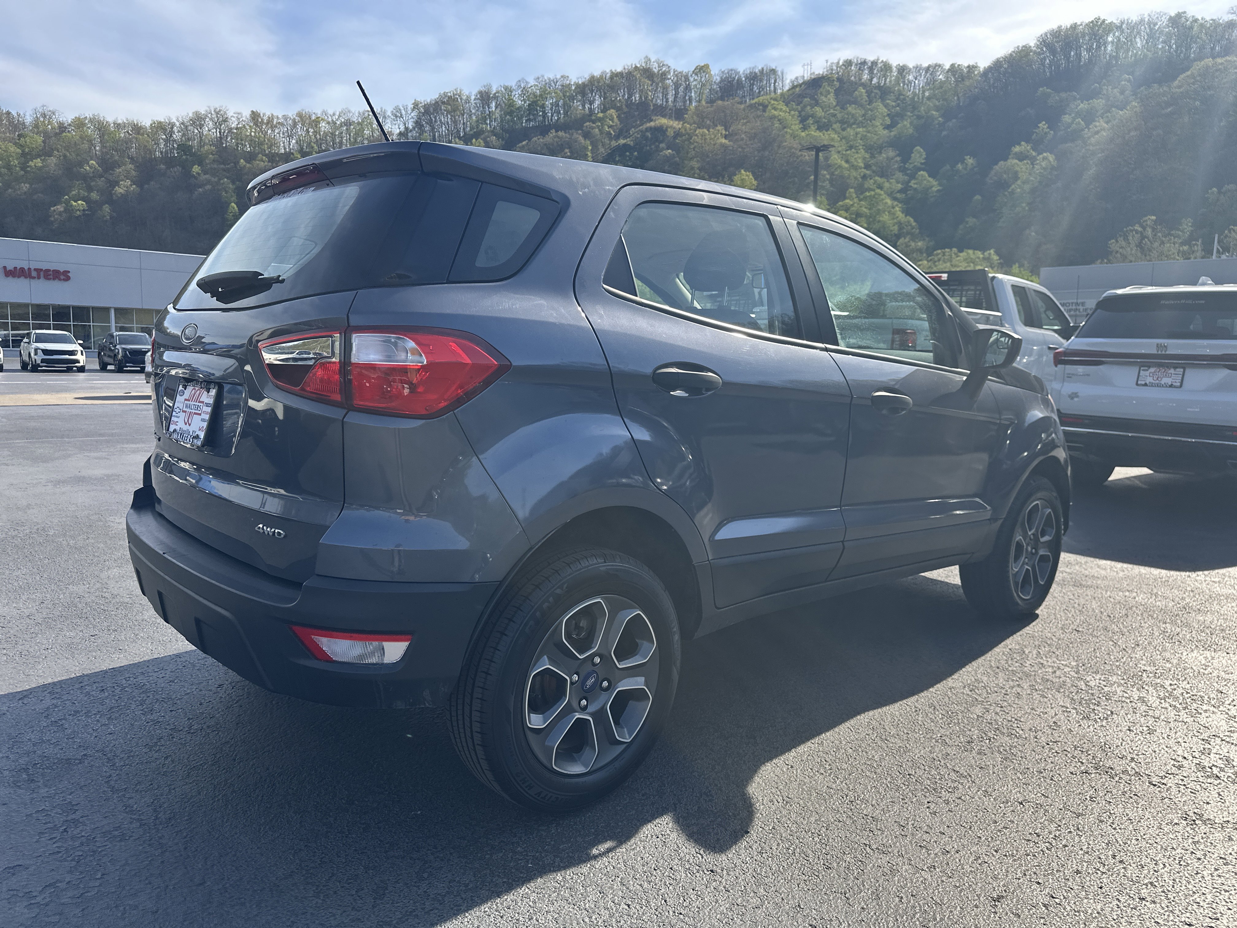 Used 2022 Ford EcoSport S AWD/4WD image 8