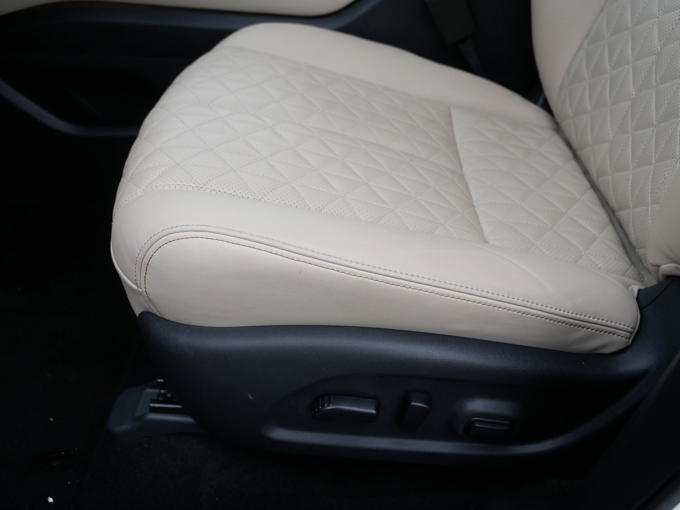 Certified 2024 Nissan Murano Platinum w/ Cargo Package image 20