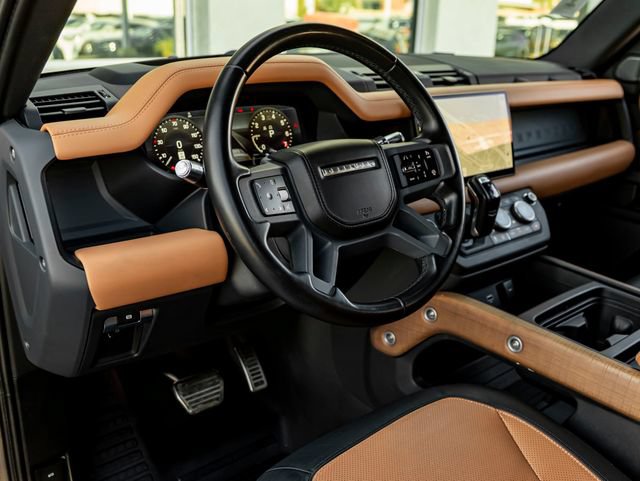 Certified 2022 Land Rover Defender 110 X AWD/4WD image 17