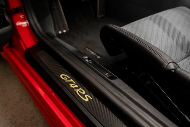 Used 2024 Porsche 718 Cayman GT4 RS RWD image 39