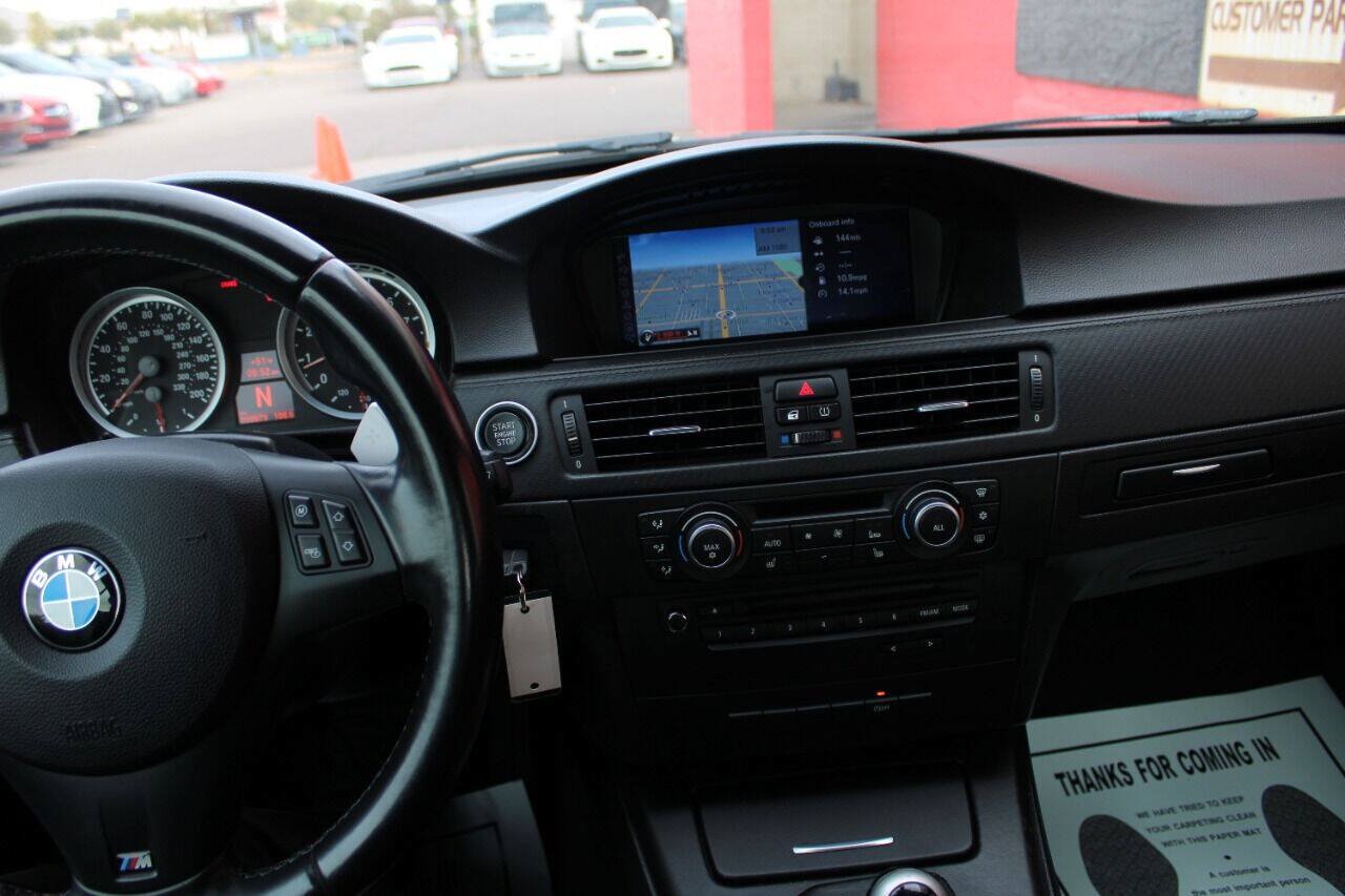 Used 2012 BMW M3 Convertible w/ Premium Pkg RWD image 23