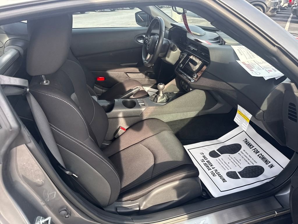 Used 2024 Nissan Z Sport w/ Floor Mat Package image 31