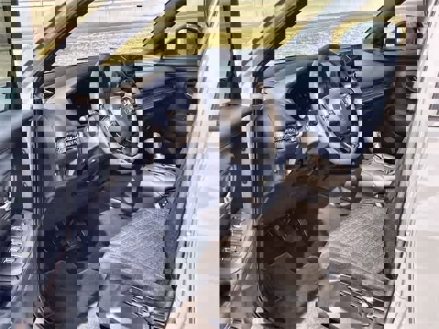 Used 2024 Honda HR-V Sport image 3