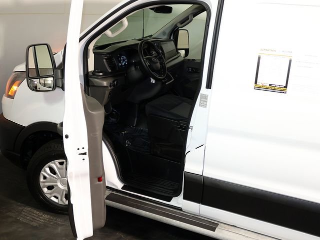 Used 2024 Ford Transit 250 Low Roof w/ Exterior Upgrade Package RWD image 5