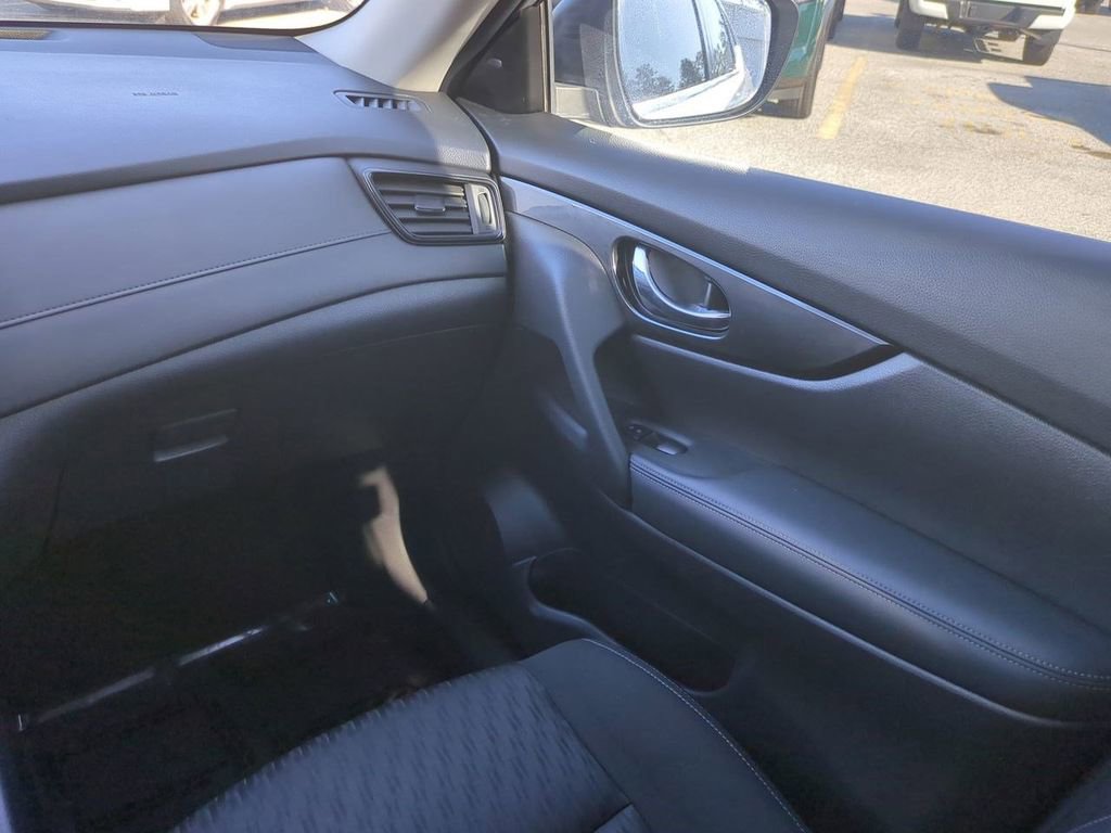 Certified 2020 Nissan Rogue S w/ Special Edition Package image 17
