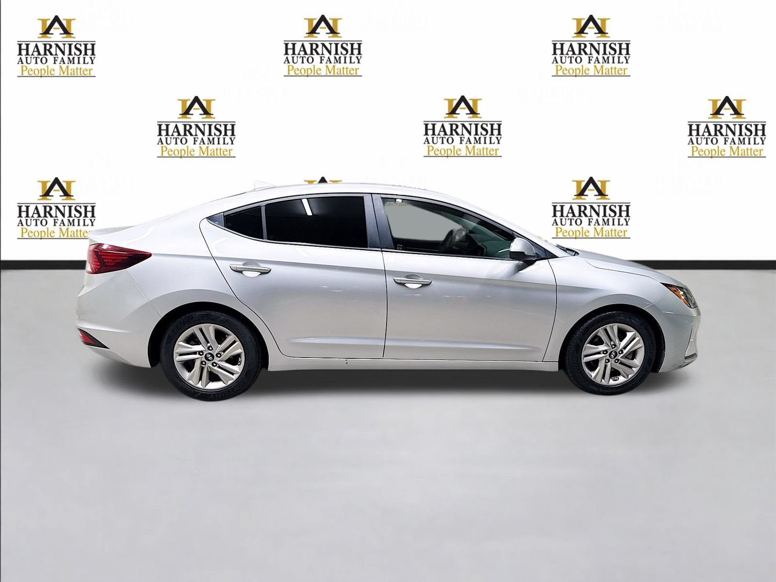 Used 2020 Hyundai Elantra SEL FWD image 4
