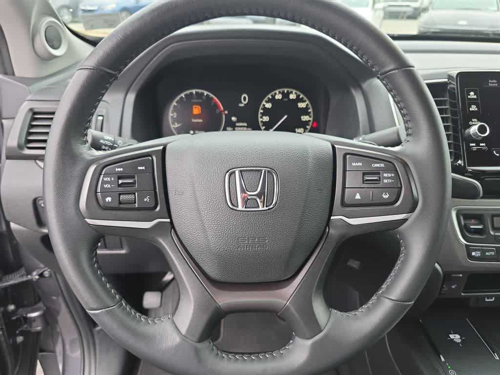 Certified 2025 Honda Ridgeline RTL image 18