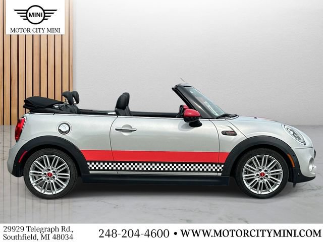 Used 2018 MINI Cooper S FWD image 2