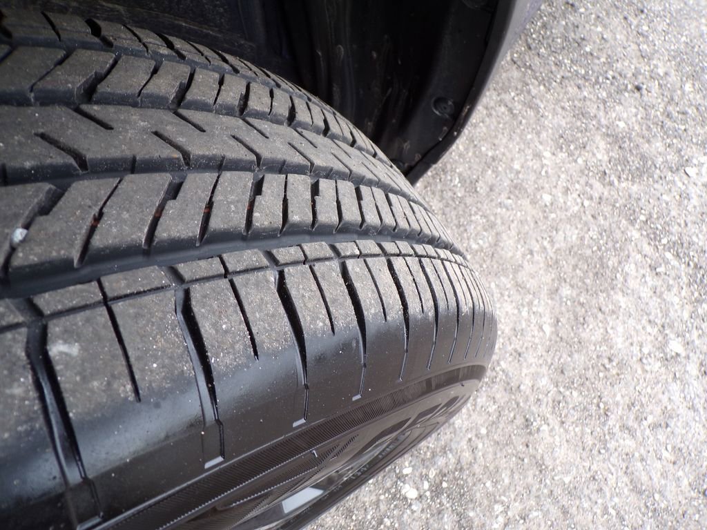 Certified 2025 Subaru Crosstrek 2.0i Premium image 2