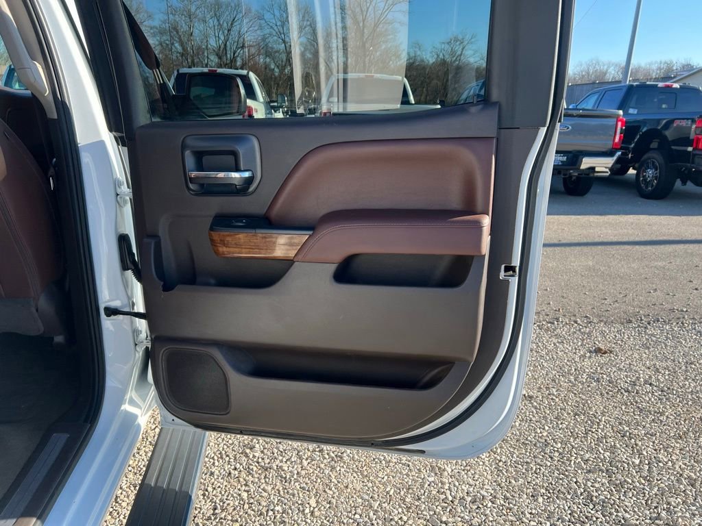 Used 2016 Chevrolet Silverado 1500 High Country w/ High Country Premium Package image 18