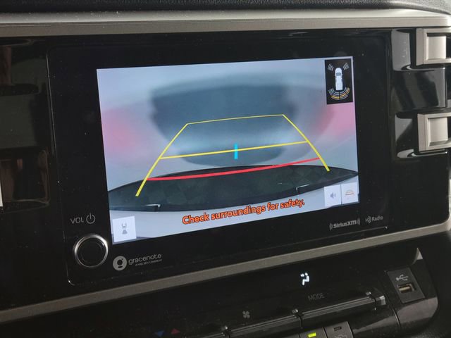 Used 2022 Toyota Tundra SR5 w/ SR5 Convenience Package AWD/4WD image 18