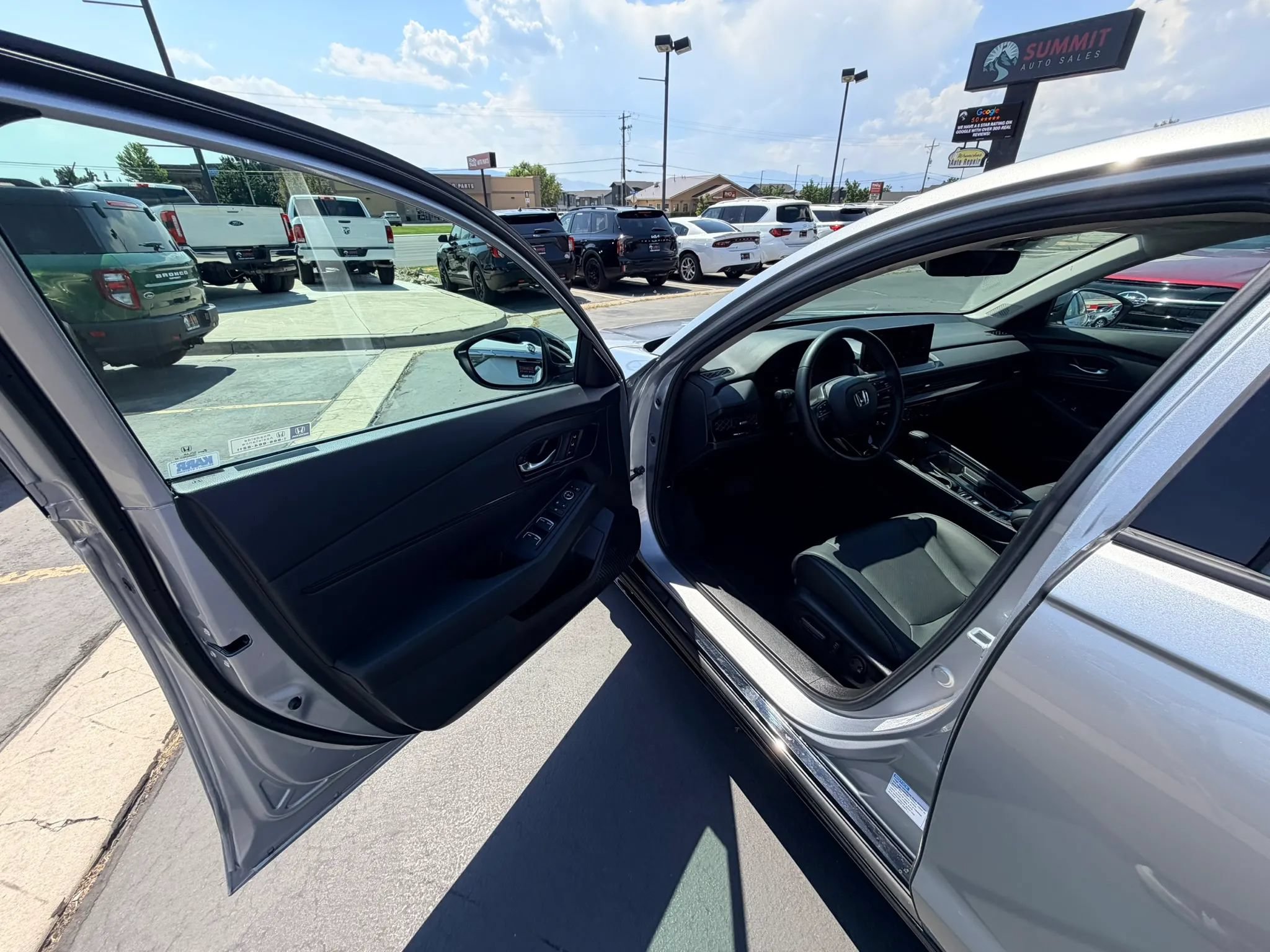 Used 2025 Honda Accord EX-L image 10