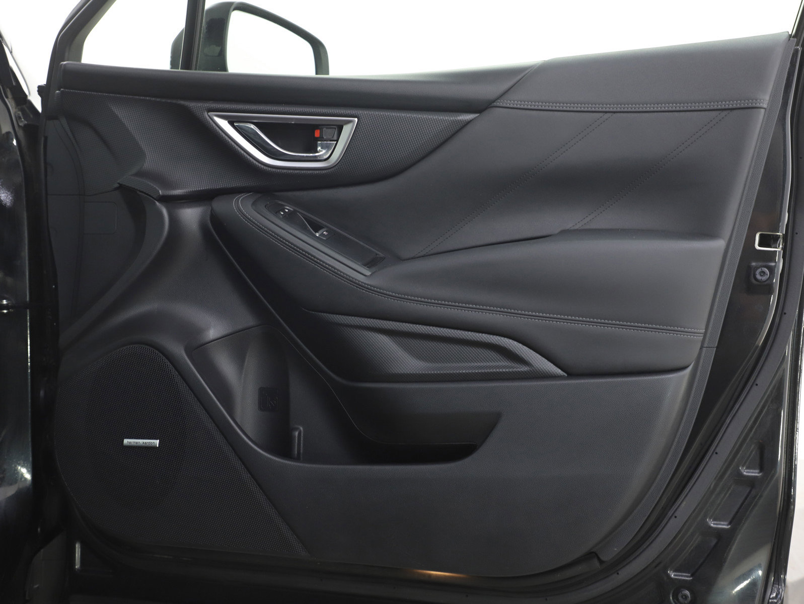 Used 2022 Subaru Forester Touring image 12