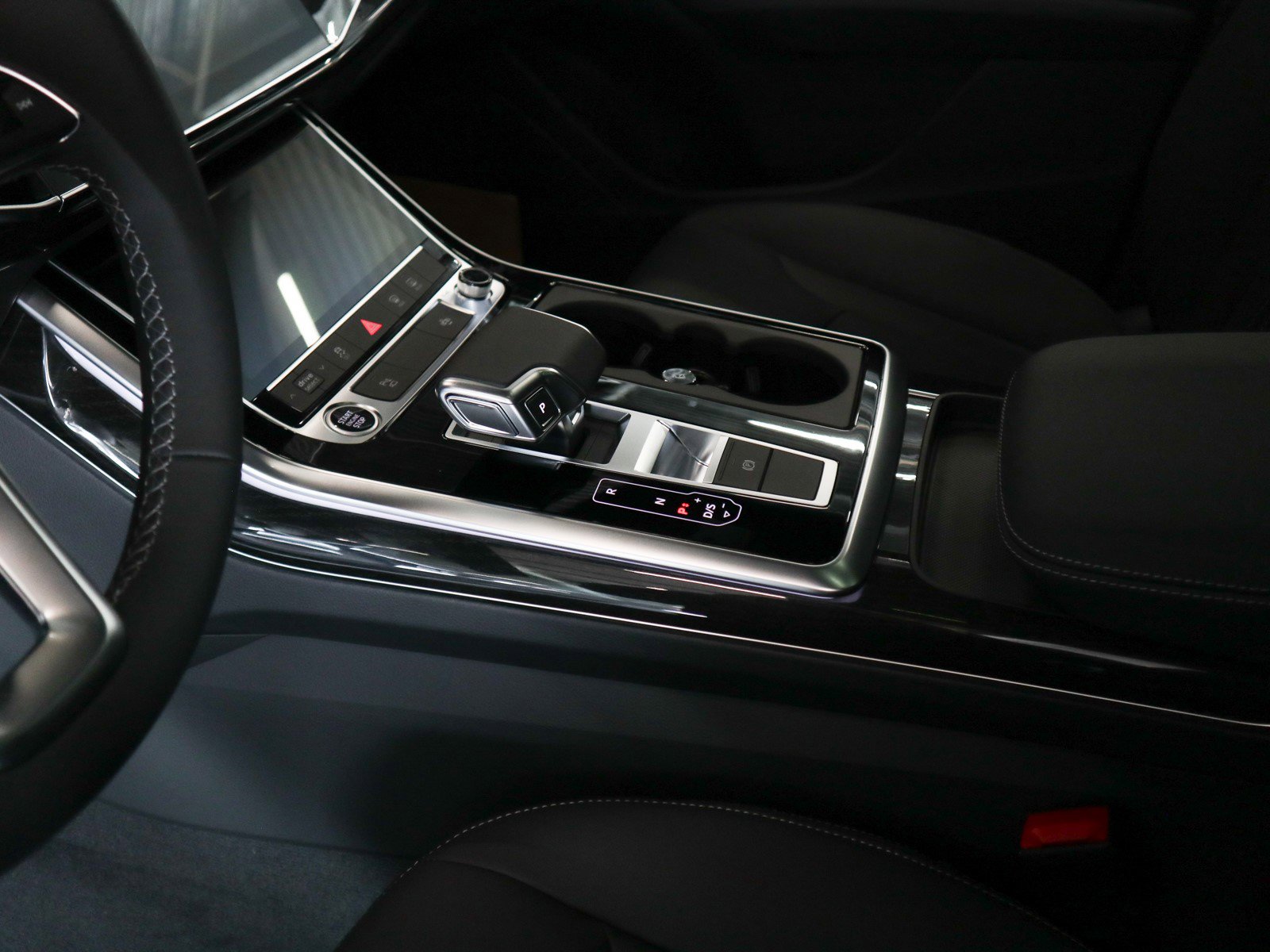 New 2025 Audi Q8 Premium image 20