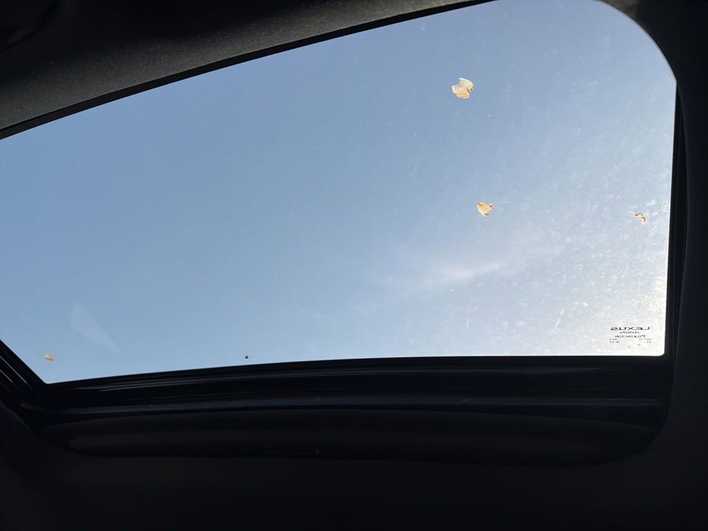 Used 2025 Lexus RX 350 Premium w/ Accessory Package image 31