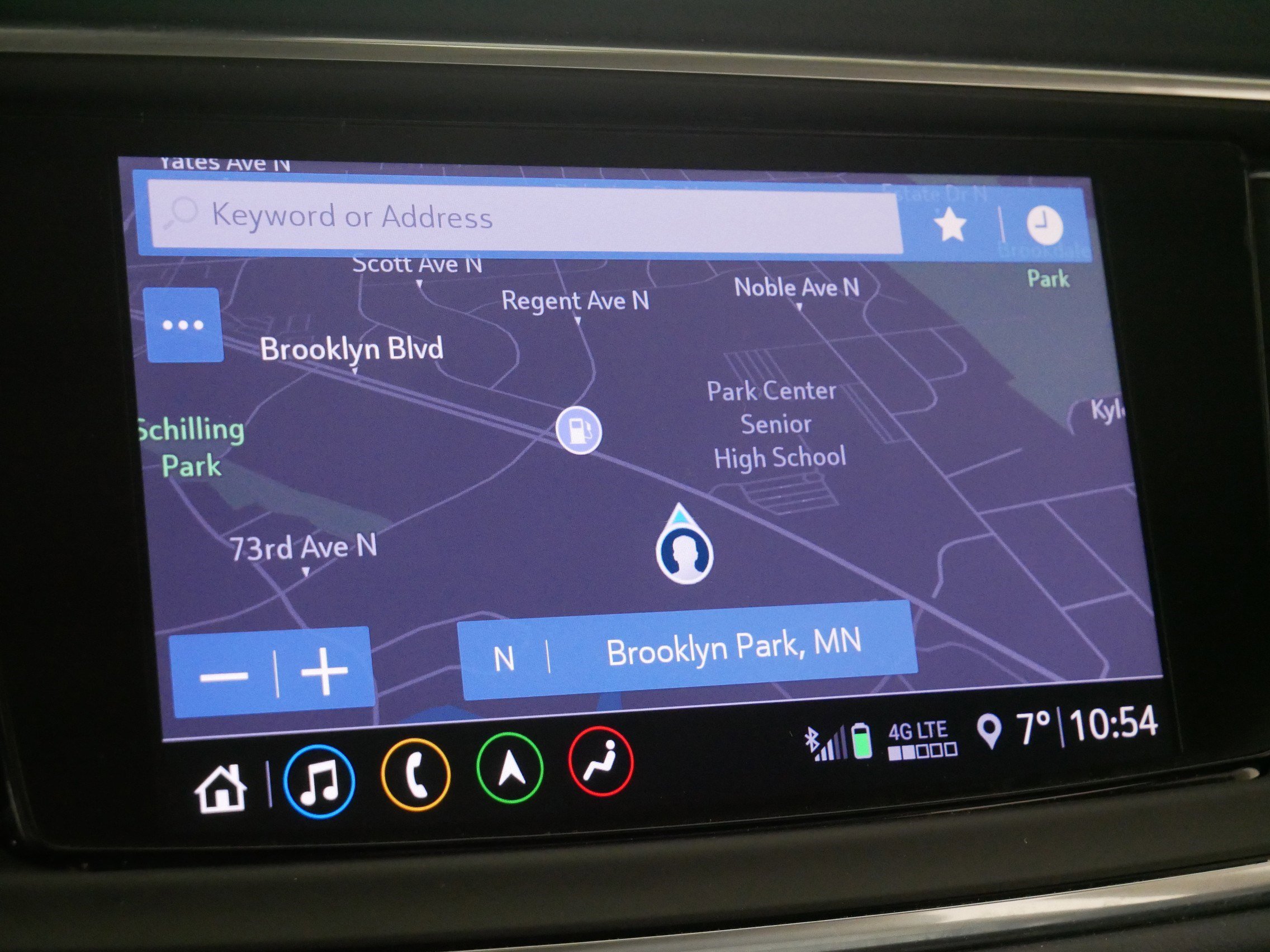 Used 2020 Buick Enclave Essence image 29